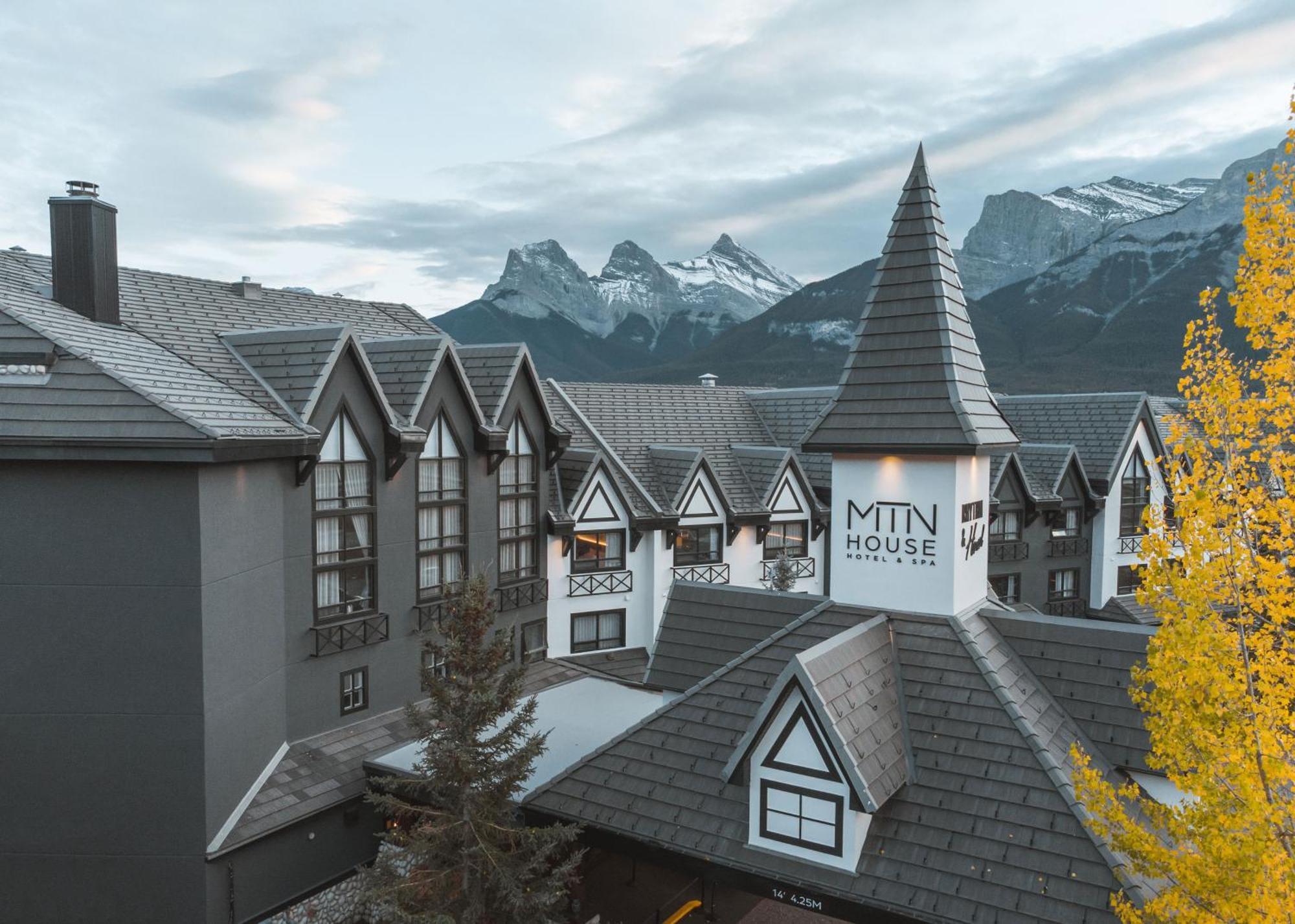 Mtn House By Basecamp Otel Canmore Dış mekan fotoğraf